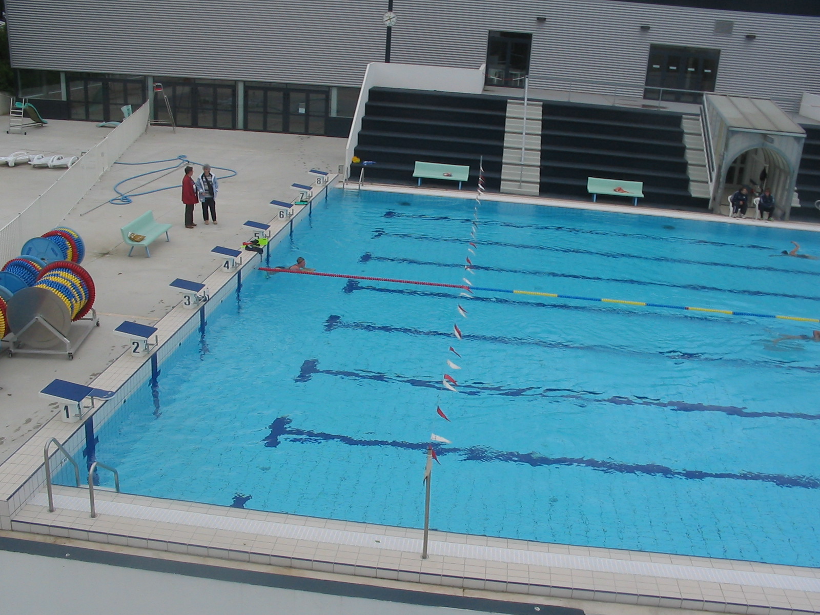 bassin exterieur 50m
